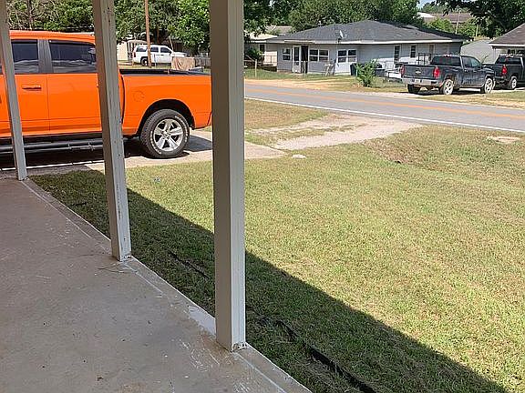 4th image of 44 Chester Dr