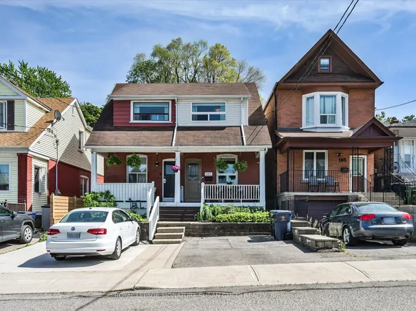 107 Barker Ave, Toronto, ON M4C 2N8