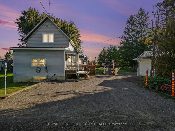1261 Rodney Ln, North Dundas, ON K0C 2K0