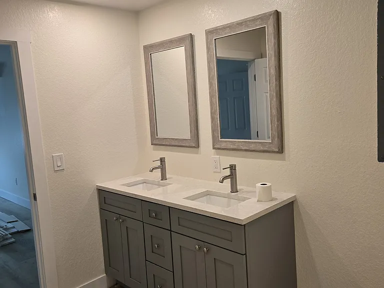 8118 Macoma Dr NE — Photo 15