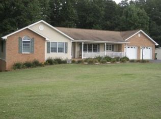262 Angle Plantation Rd, Rocky Mount, VA 24151