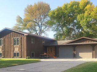 570 1st St N, Butterfield, MN 56120