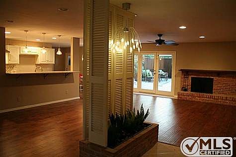 3rd image of 3967 Cedar Bayou Dr