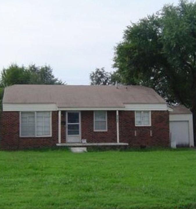 1st image of 7416 SE 15th St