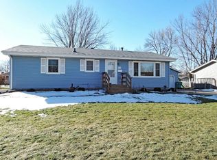 616 11th Ave SE, Waseca, MN 56093