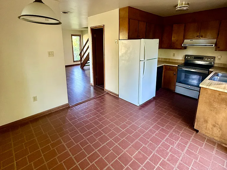 138 Valley View Dr #23 — Photo 5