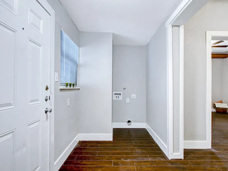 438 Pruitt Ave #1 — Photo 7
