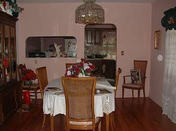 2nd image of 17 Juana St