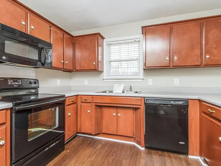 4465 Winton Dr — Photo 6