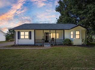 726 S Cedar St, Sapulpa, OK 74066
