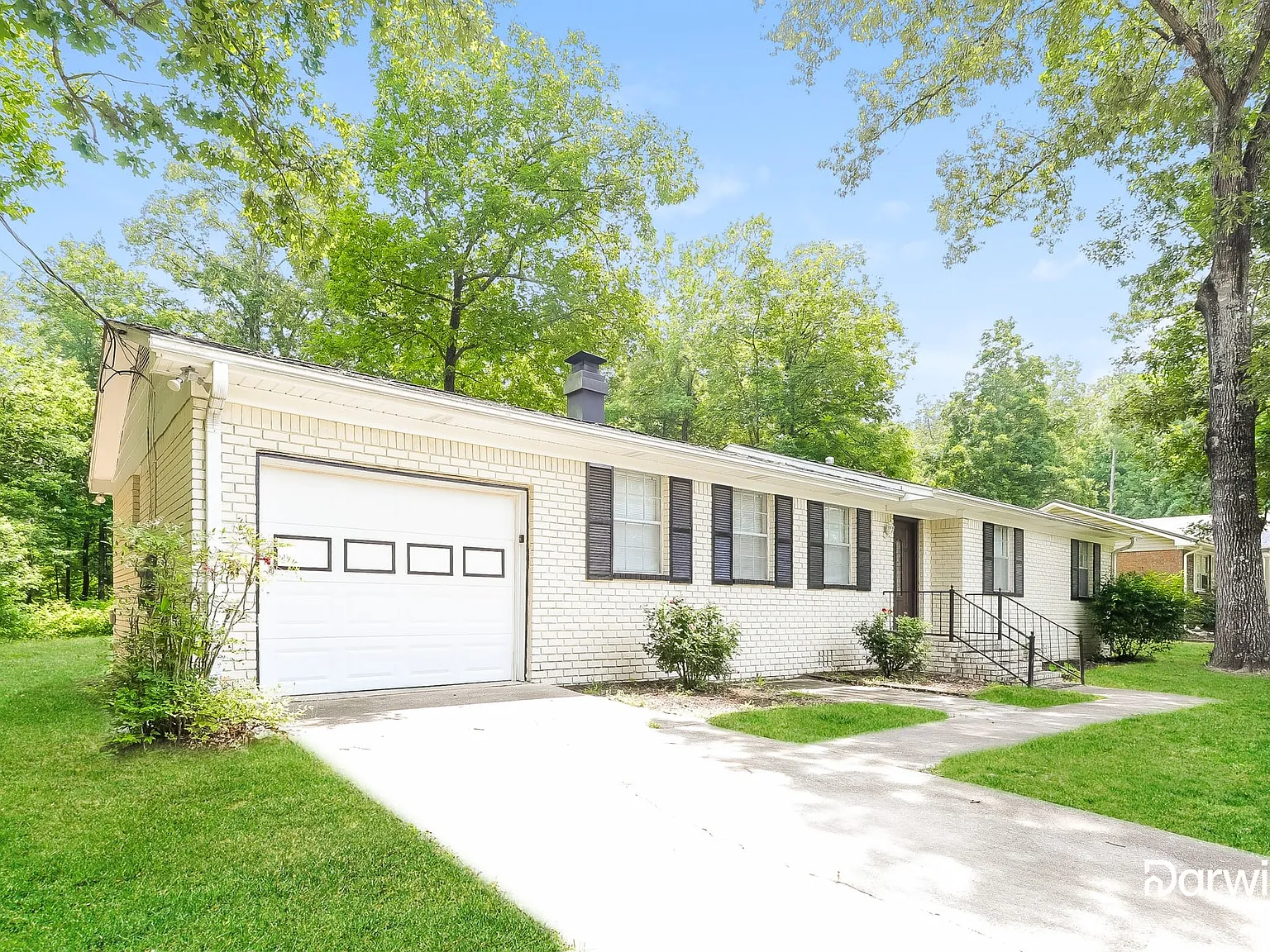 3 bed, 2.0 bath, 1468 sqft, $1,885 — Photo 2