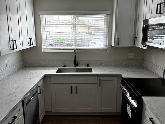 3rd image of 1334 N 1st St APT 3