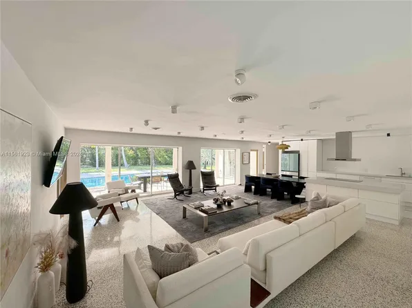 12900 SW 74th Ave, Pinecrest, FL 33156