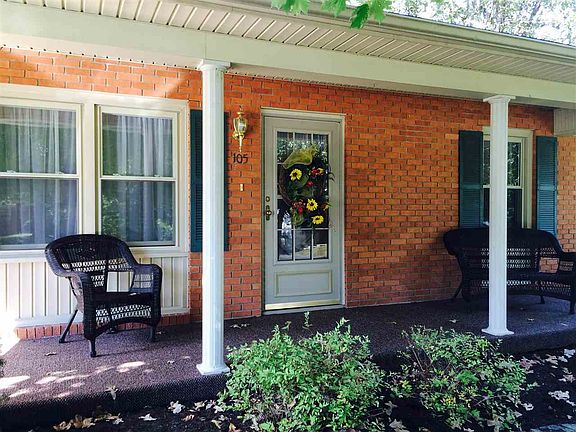 5th image of 105 Tanglewood Pl