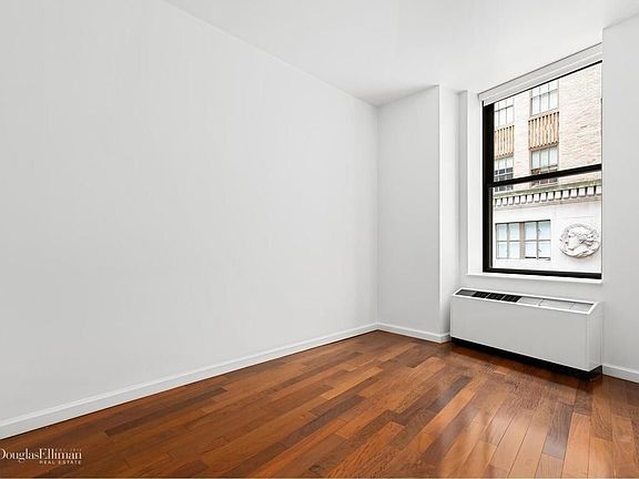 5th image of 82 Beaver St APT 409