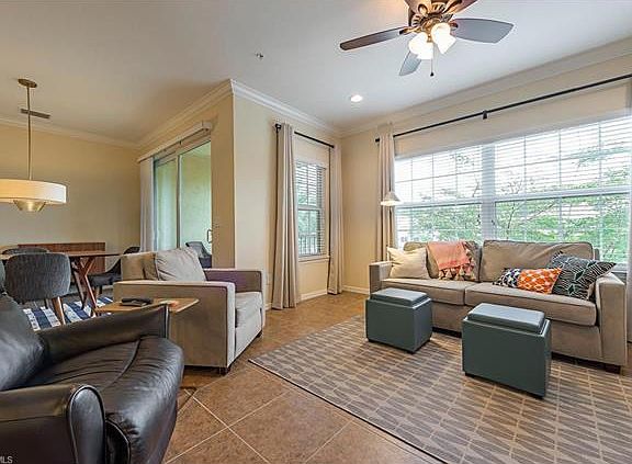 2nd image of 8521 Violeta St Unit 204
