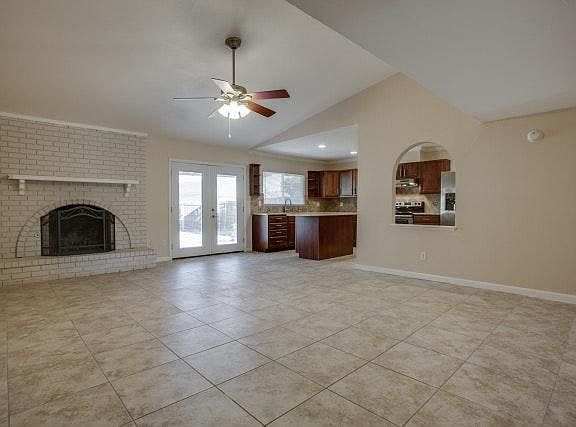 2nd image of 941 Mossvine Dr
