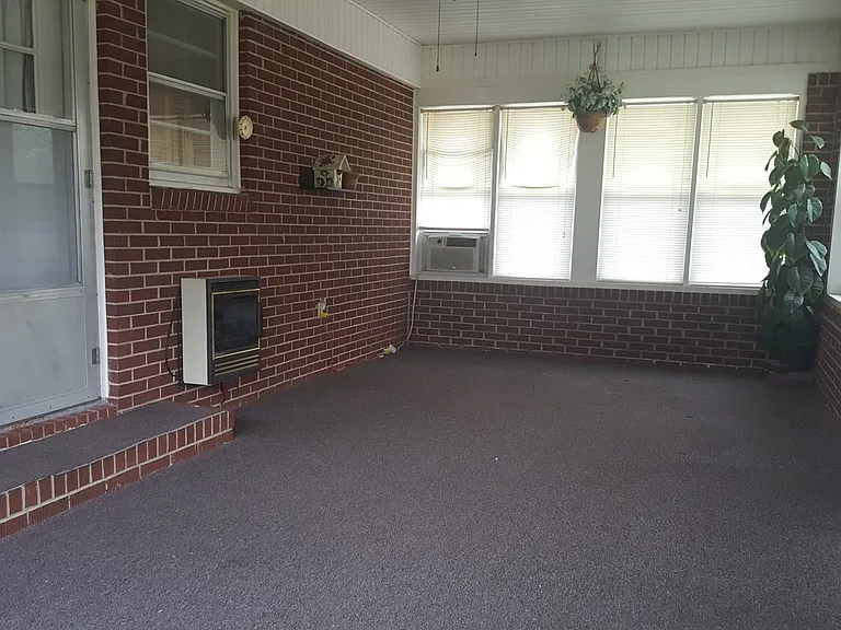 14160 Kiser Rd — Photo 9