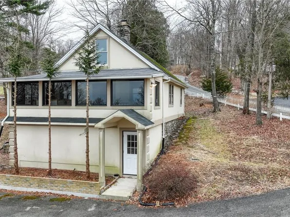 126 W Hook Road, Hopewell Junction, NY 12533