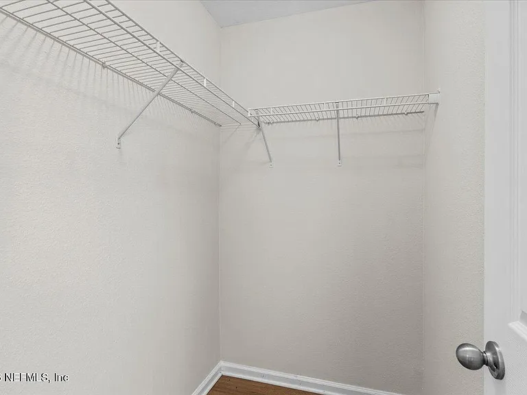 8206 Halls Hammock Ct — Photo 30