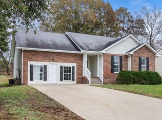 807 Turtle Creek Rd, Clarksville, TN 37043