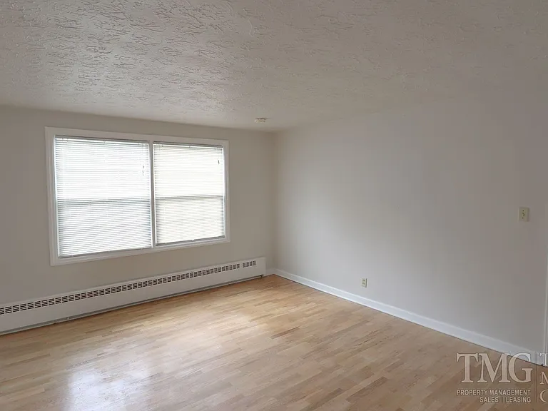 1905 Daniels St #1915 — Photo 13