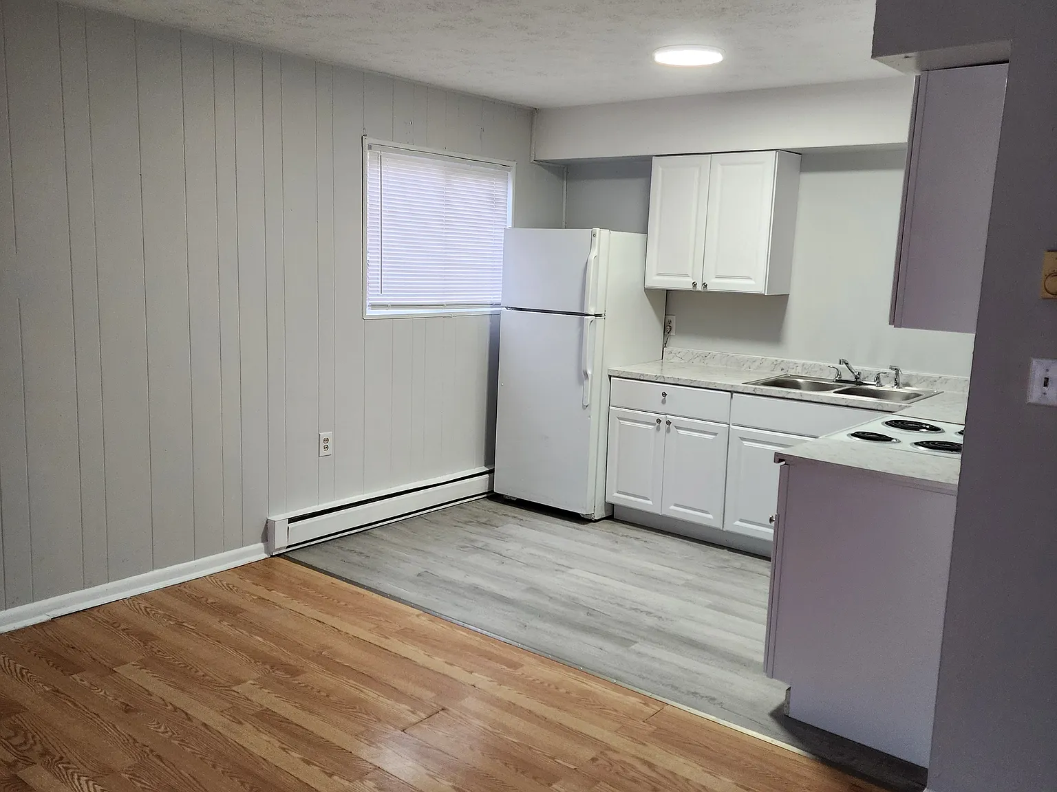 2 bed, 800 sqft, $1,500 — Photo 3