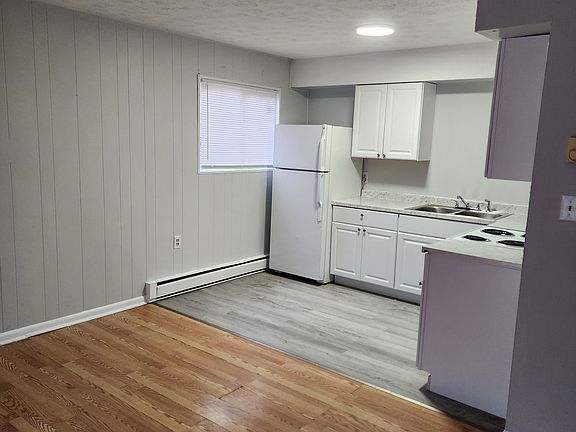 3rd image of 1112 Franklin St #3