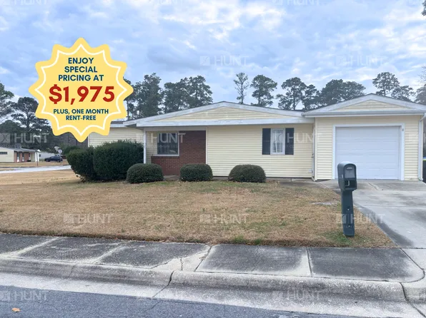 8 Van Buren Dr, Havelock, NC 28532