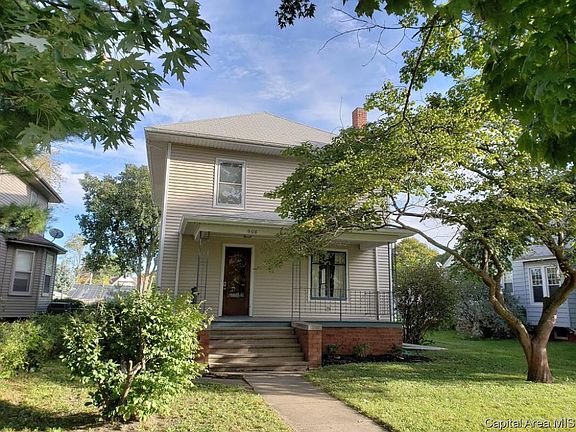 2nd image of 908 W Broadway
