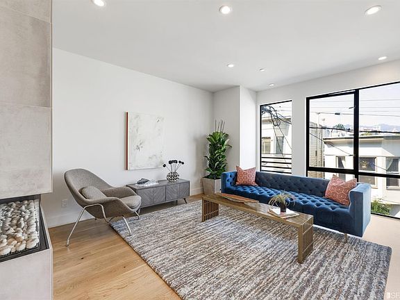 3rd image of 39 San Carlos St #301