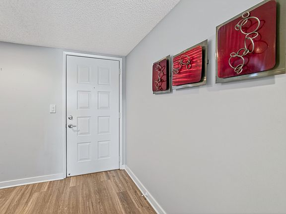 5th image of 7290 Kinghurst Drive 703