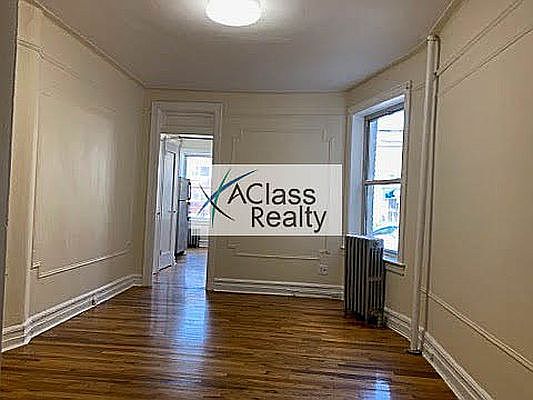 4th image of 22-55 33rd St #1H