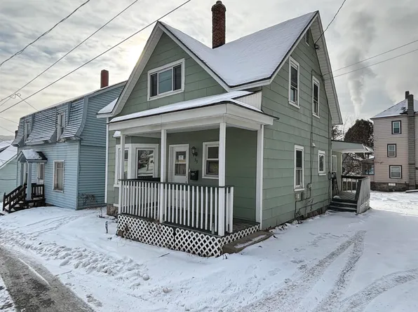 39 Abenaki Lane, Berlin, NH 03570