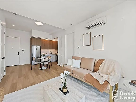 2nd image of 556 Baltic St #510