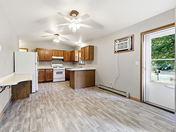 4th image of 3017-3019 BUSH STREET