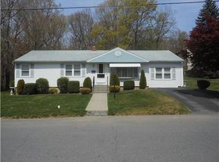 15 Bicentennial Way, North Providence, RI 02911