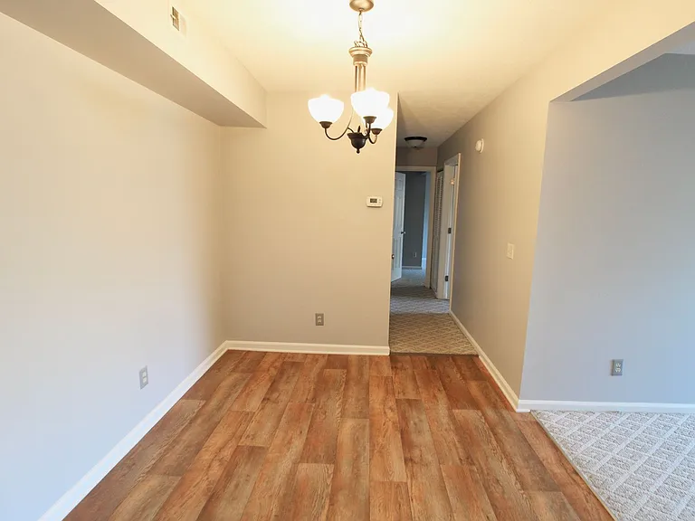 1030-4 Blue Ridge Dr — Photo 8