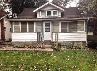 324 Redfern Rd, Chippewa Lake, OH 44215