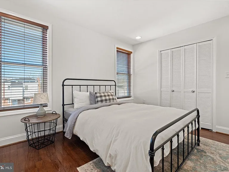 5342 Ames St NE — Photo 10