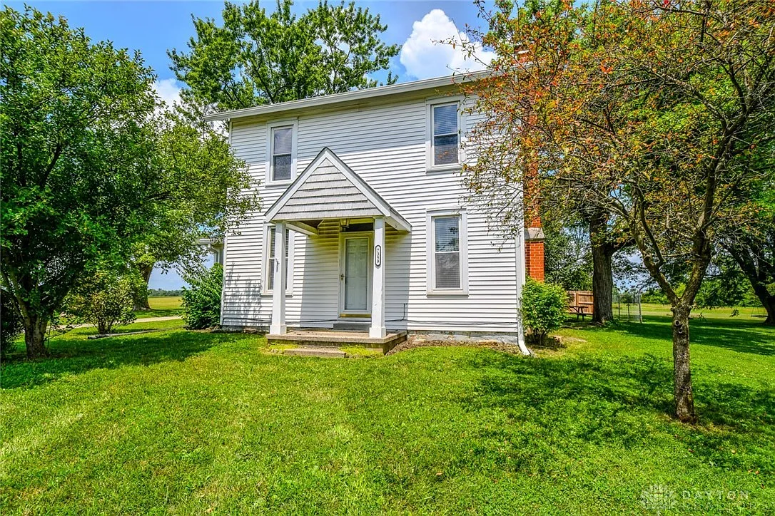 7359 Brookville Salem Rd photo 1