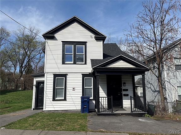 2nd image of 212 Westcott St