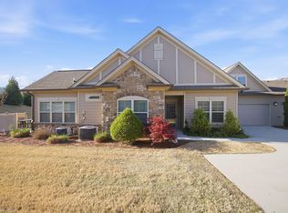 1792 Sedgefield Dr, Ooltewah, TN 37363