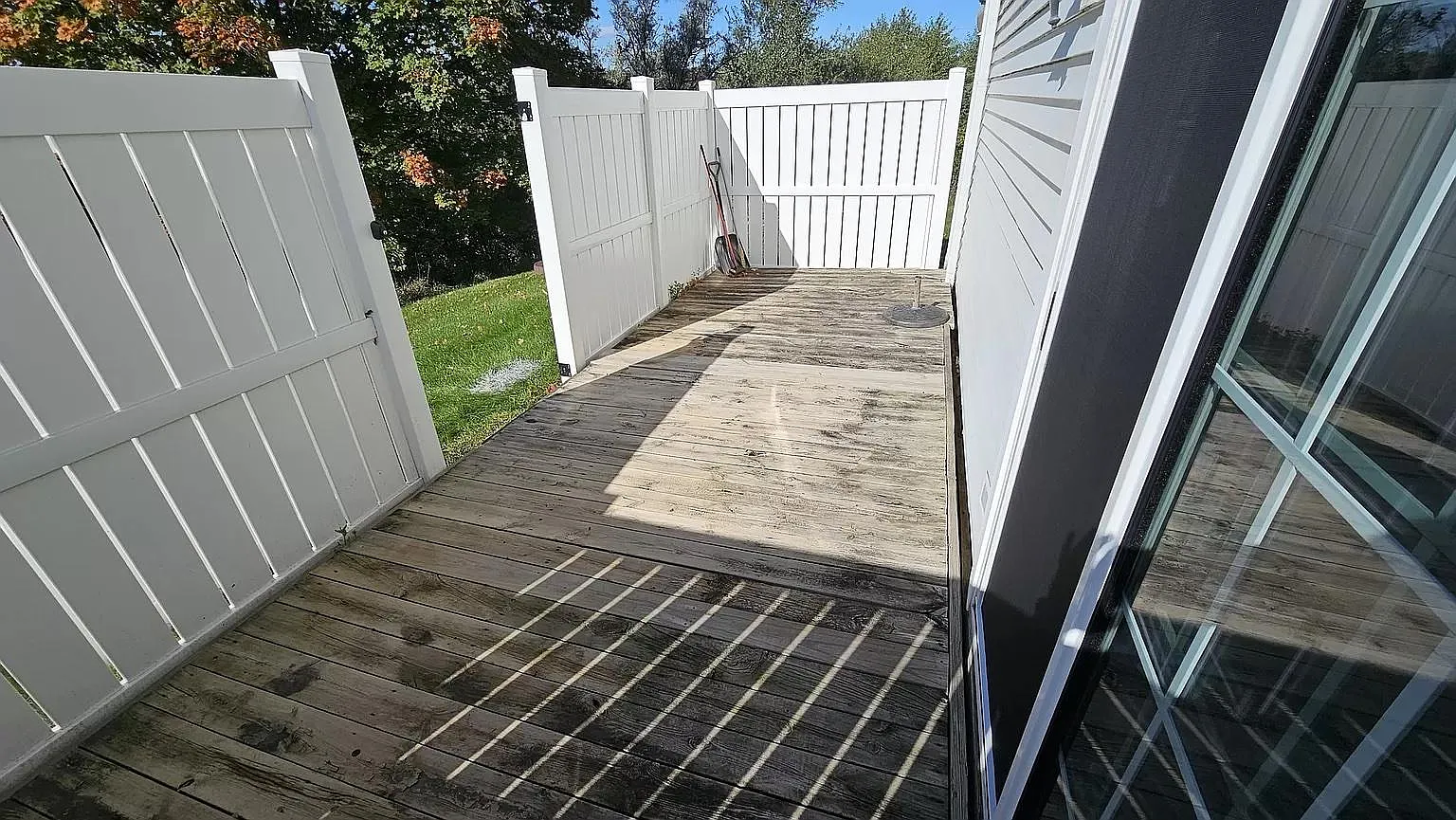 1674 Cornell Dr — Photo 1