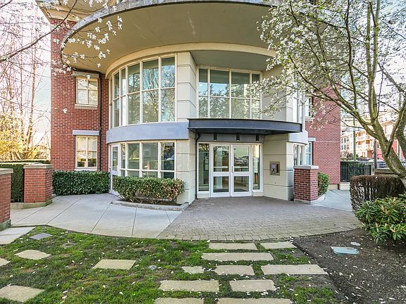 2nd image of 1483 King Edward Ave E #1251