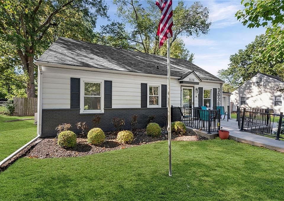 3038 S 8th Ter, Kansas City, KS 66103 | Zillow