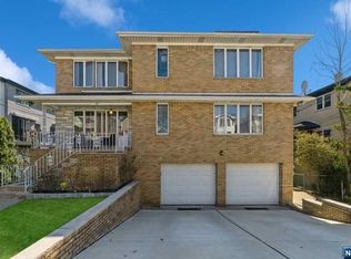 17 Short St, Fort Lee, NJ 07024