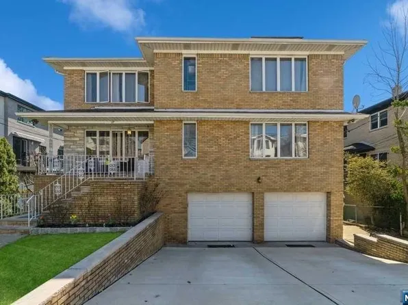 17 Short St, Fort Lee, NJ 07024