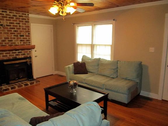 3rd image of 401 W. Gilbreath St