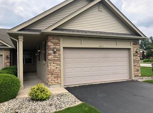 1315 Marigold Pl, Schererville, IN 46375